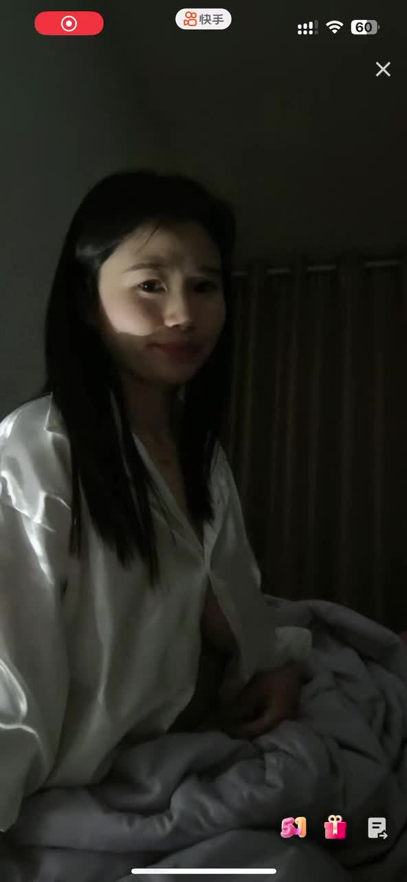 快手 笑笑2025-05-02_